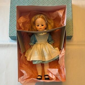 Madame Alexander 13" "Alice in Wonderland" Collectible Doll #1452 1960's Vintage